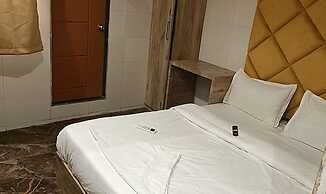 Fabhotel Platinum Inn