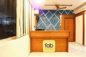 Fabhotel Lloyd’S Inn