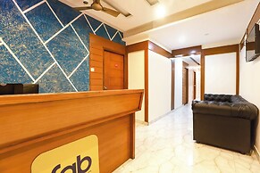 Fabhotel Lloyd’S Inn