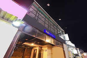 Fabhotel Lloyd’S Inn