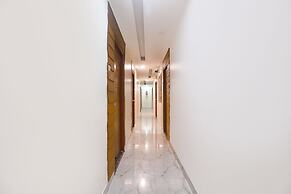 Fabhotel Lloyd’S Inn