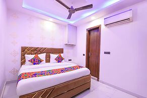 Fabhotel Np International