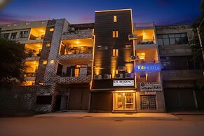 Fabhotel Np International