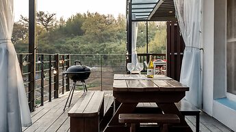 Yeonorang Park Pool Villa in Pohang