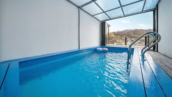 Yeonorang Park Pool Villa in Pohang