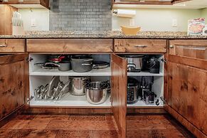 Paradise Village by Cloud Dream Homes