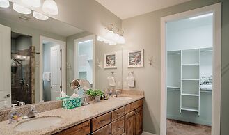 Paradise Village by Cloud Dream Homes