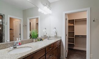 Paradise Village by Cloud Dream Homes