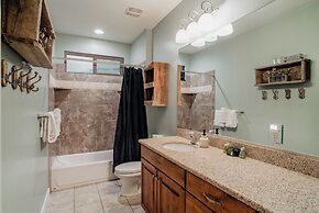 Paradise Village by Cloud Dream Homes