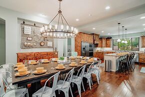 Paradise Village by Cloud Dream Homes