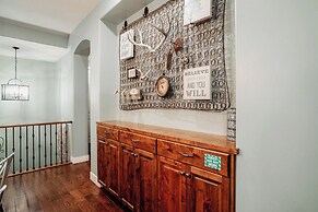 Paradise Village by Cloud Dream Homes