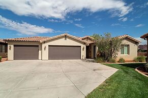 Paradise Village by Cloud Dream Homes