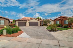 Paradise Village by Cloud Dream Homes