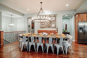 Paradise Village by Cloud Dream Homes