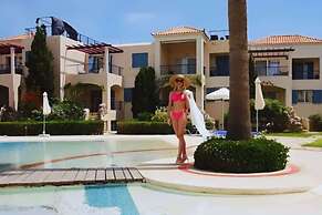 Cassiopeia 2-Beds Lower on Beach w Pool