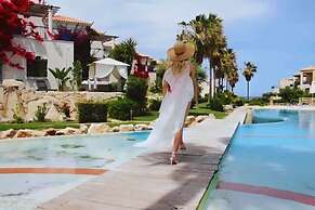 Cassiopeia 2-Beds Lower on Beach w Pool