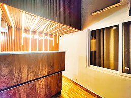 Hotel Ganges Place Varanasi with free AC