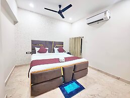 Hotel Ganges Place Varanasi with free AC