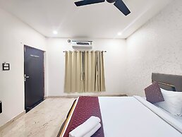 Hotel Ganges Place Varanasi with free AC
