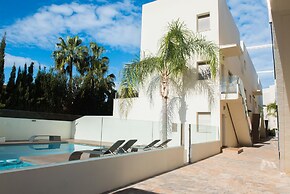 Marina B4 4 pax in Els Poblets