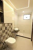 Hotel RGS Crystal