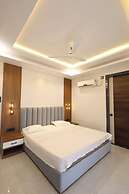 Hotel RGS Crystal