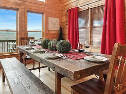 Mars Hill Cabin Retreat Mountain Views, Hot Tub, and Adventure Awaits