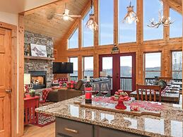 Mars Hill Cabin Retreat Mountain Views, Hot Tub, and Adventure Awaits