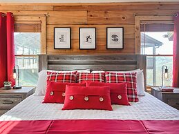 Mars Hill Cabin Retreat Mountain Views, Hot Tub, and Adventure Awaits