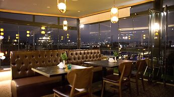 Grand Ambiance Hotel