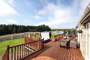 Greenknowes Entire Private Estate