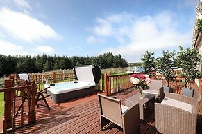 Greenknowes Entire Private Estate