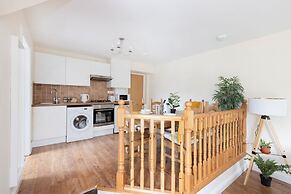 Greenknowes Entire Private Estate