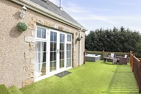 Greenknowes Entire Private Estate