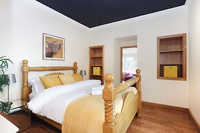 Greenknowes Entire Private Estate