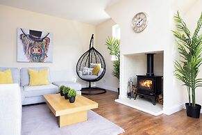 Greenknowes Entire Private Estate