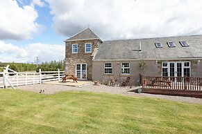 Greenknowes Entire Private Estate