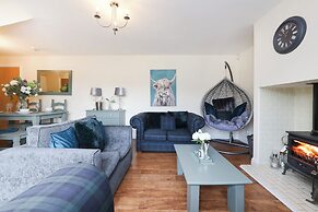 Greenknowes Entire Private Estate