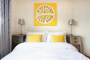 Greenknowes Entire Private Estate