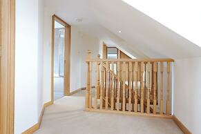 Greenknowes Entire Private Estate