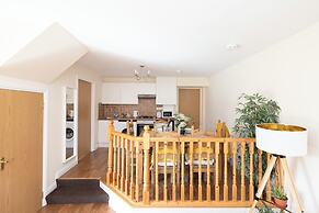 Greenknowes Entire Private Estate