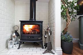 Greenknowes Entire Private Estate