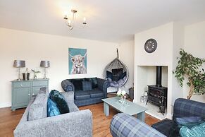 Greenknowes Entire Private Estate