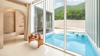 Laetari Pension, Gyeongju