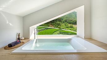 Laetari Pension, Gyeongju