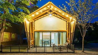 Jat Hyanggi Pureun Forest Campground