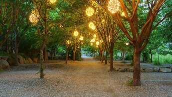 Jat Hyanggi Pureun Forest Campground