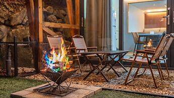 Jat Hyanggi Pureun Forest Campground