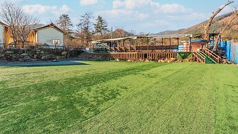 Jat Hyanggi Pureun Forest Campground