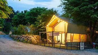 Jat Hyanggi Pureun Forest Campground